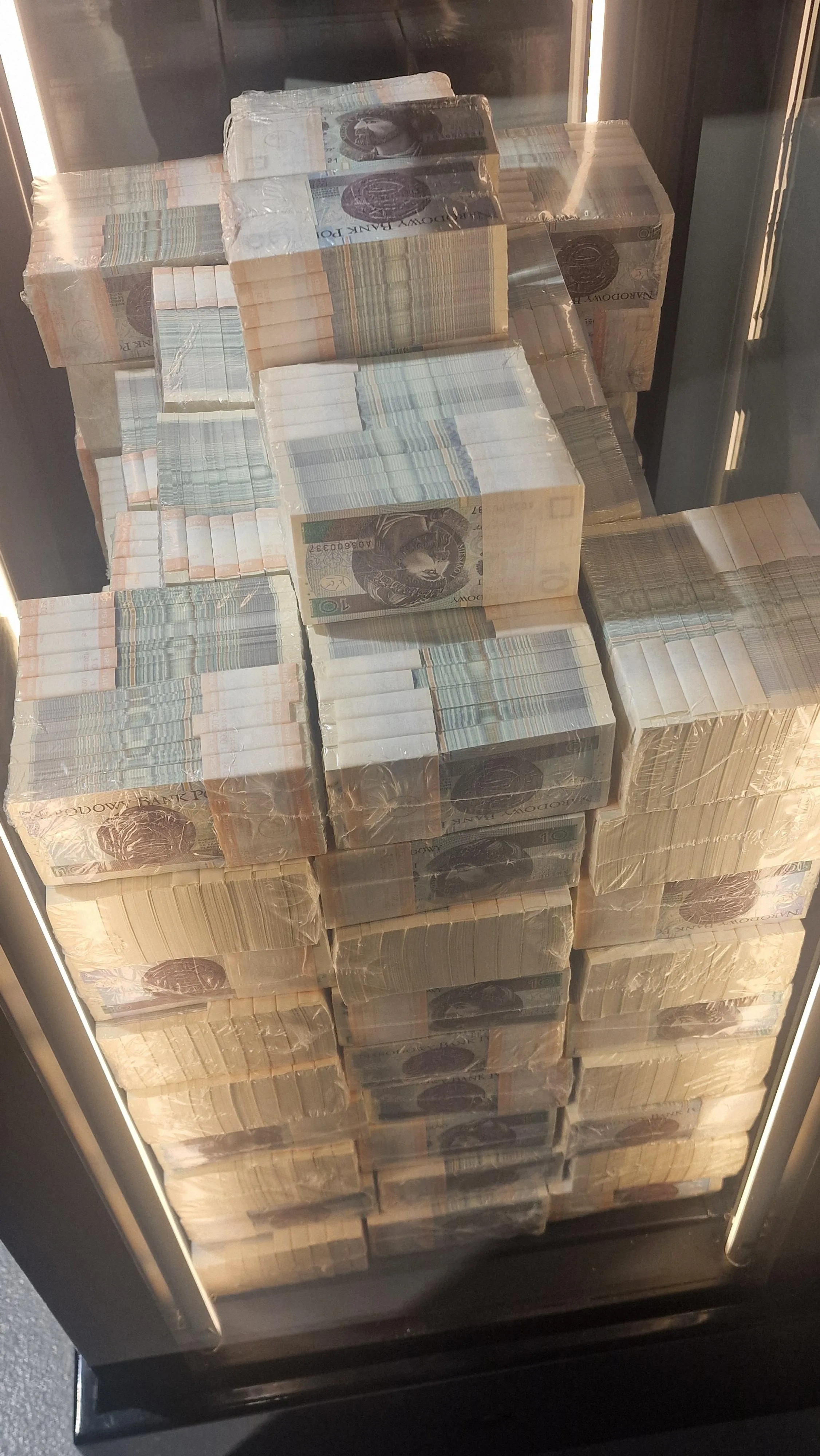 Uczniowie w Centrum Giełdowym i Centrum Pieniądza NBP