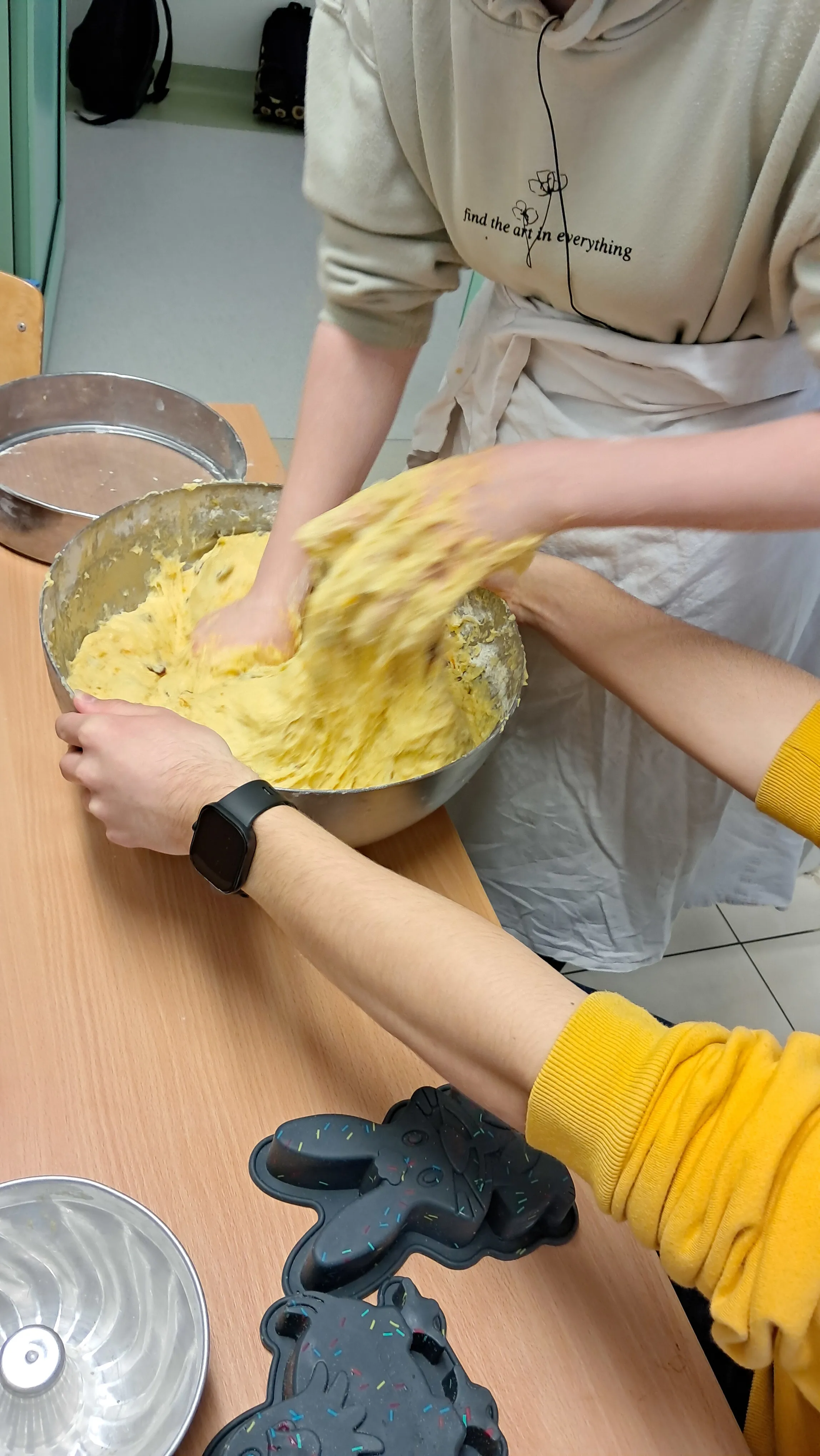 Warsztaty wypieku drożdżowych babek wielkanocnych