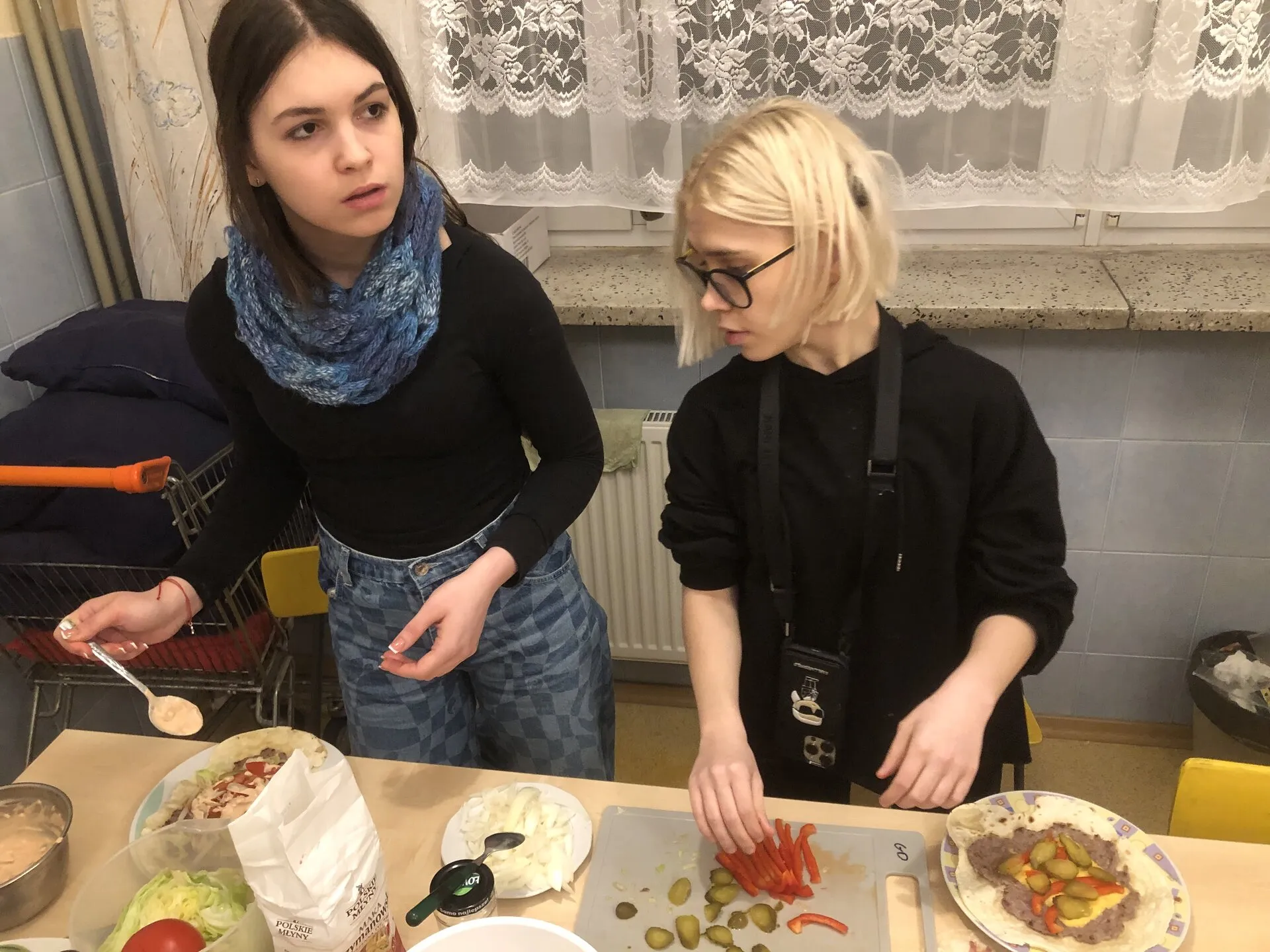 Czas wolny w III grupie - przygotowanie tortilli