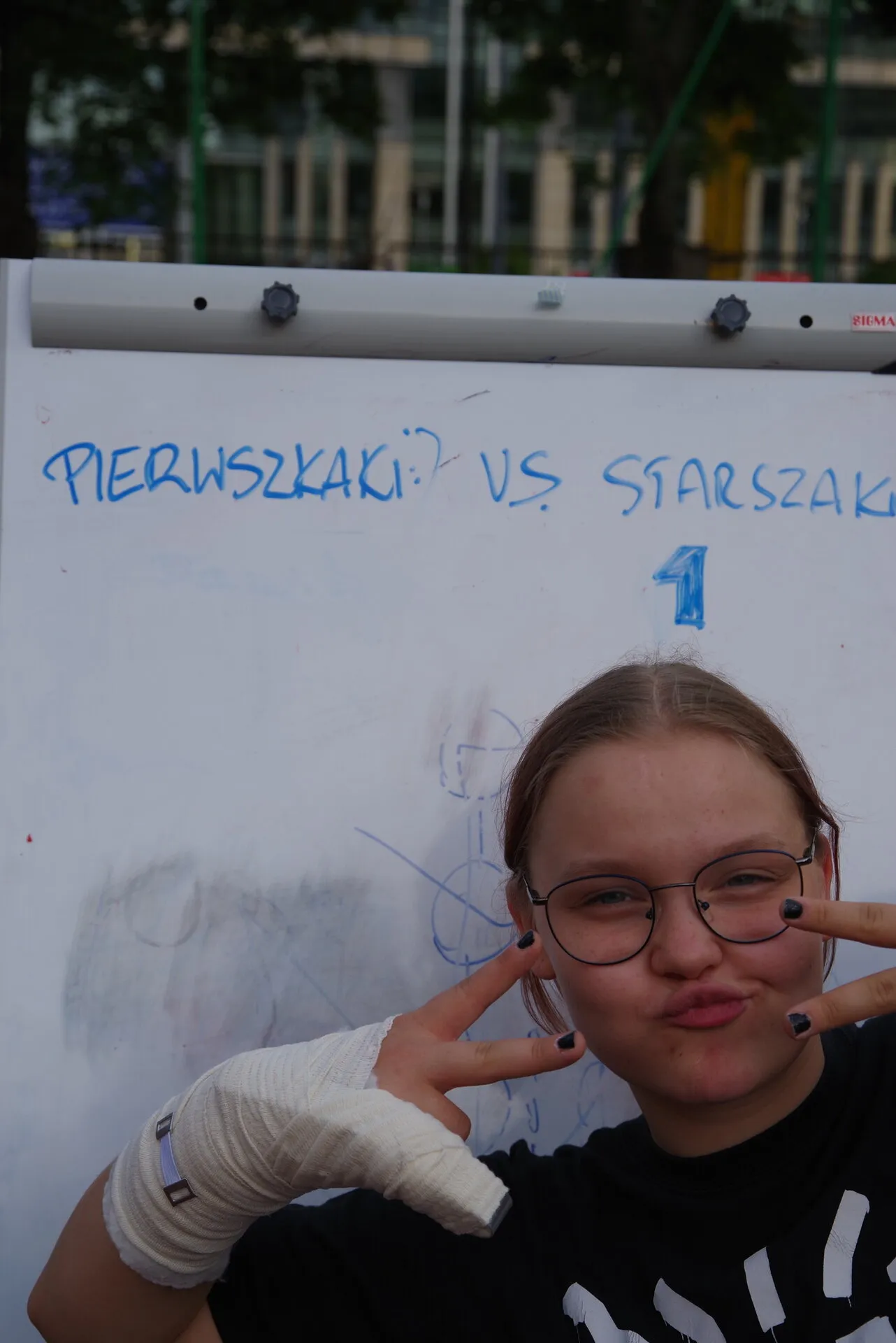 Sport na wesoło "pierwszaki vs. starszaki"