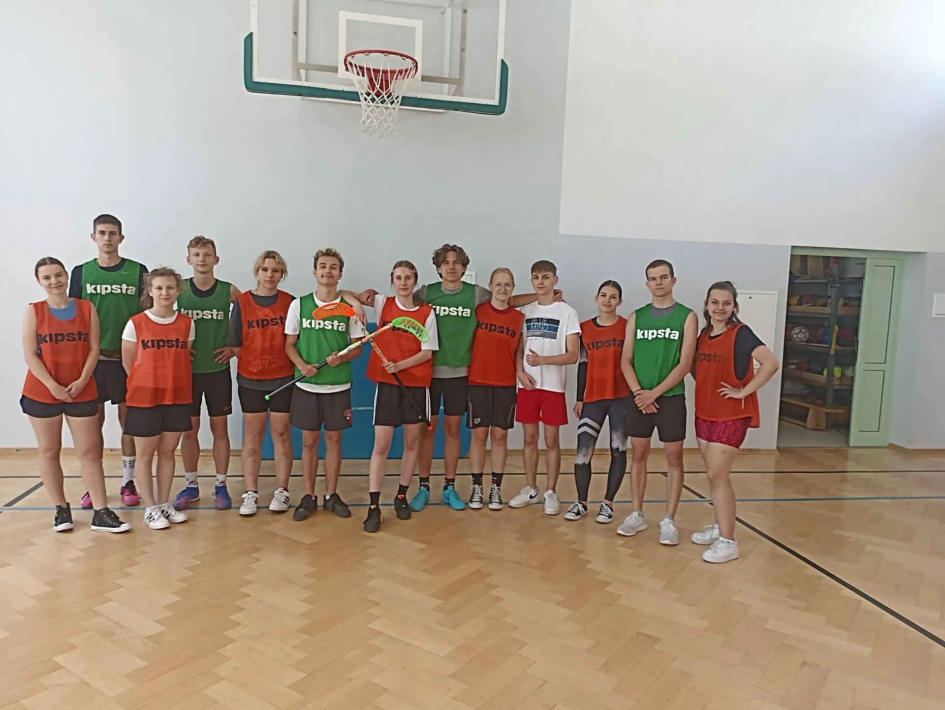 Mecz w unihokeja z SOSW z ul. Twardej