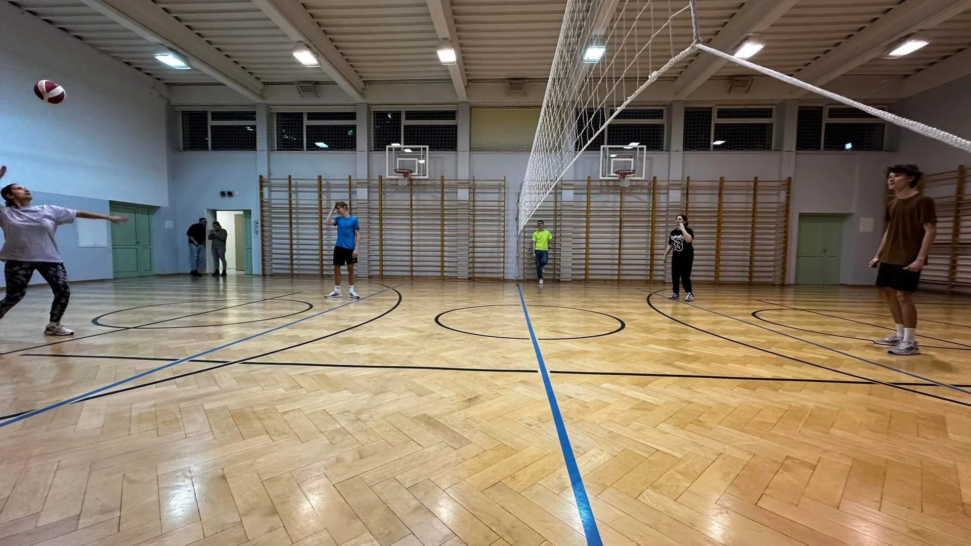 Turniej piłki siatkowej "Siatkówka - mecz - set - punkt"