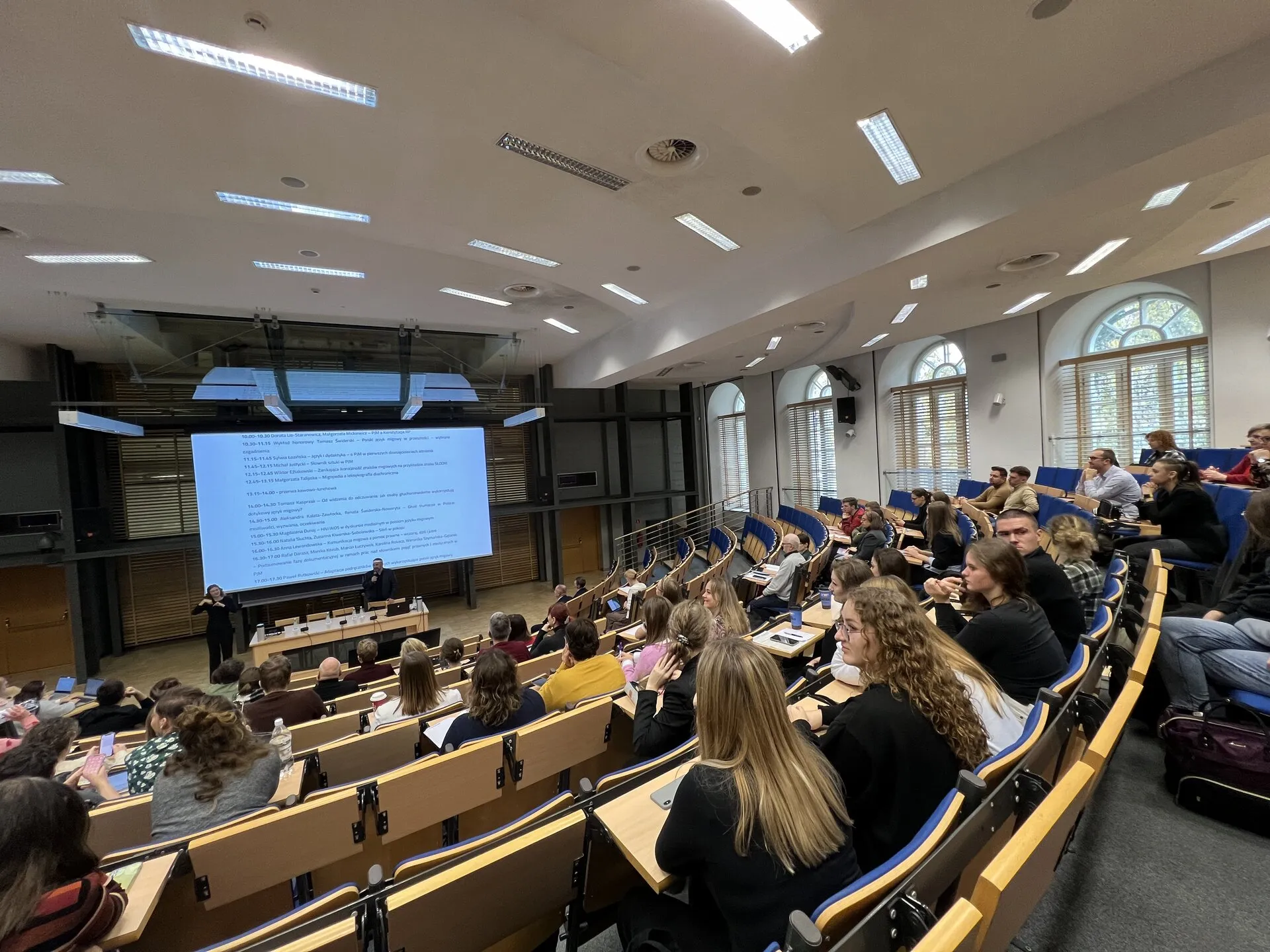 onferencja naukowa "Badania nad PJM i g/Głuchotą 5. Przeszłość i przyszłość komunikacji migowej w Polsce" organizowana przez Pracownię Lingwistyki Migowej na Uniwersytecie Warszawskim