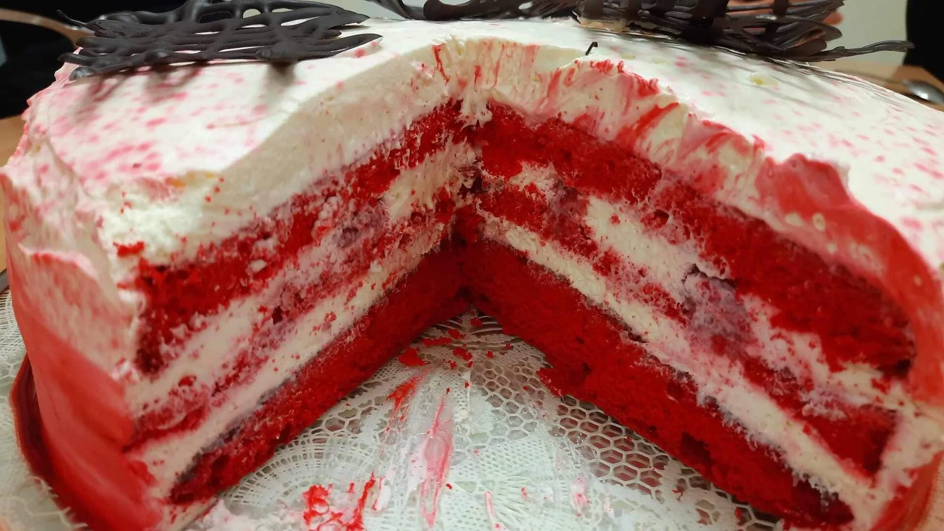 Tort w barwach biało-czerwonych 