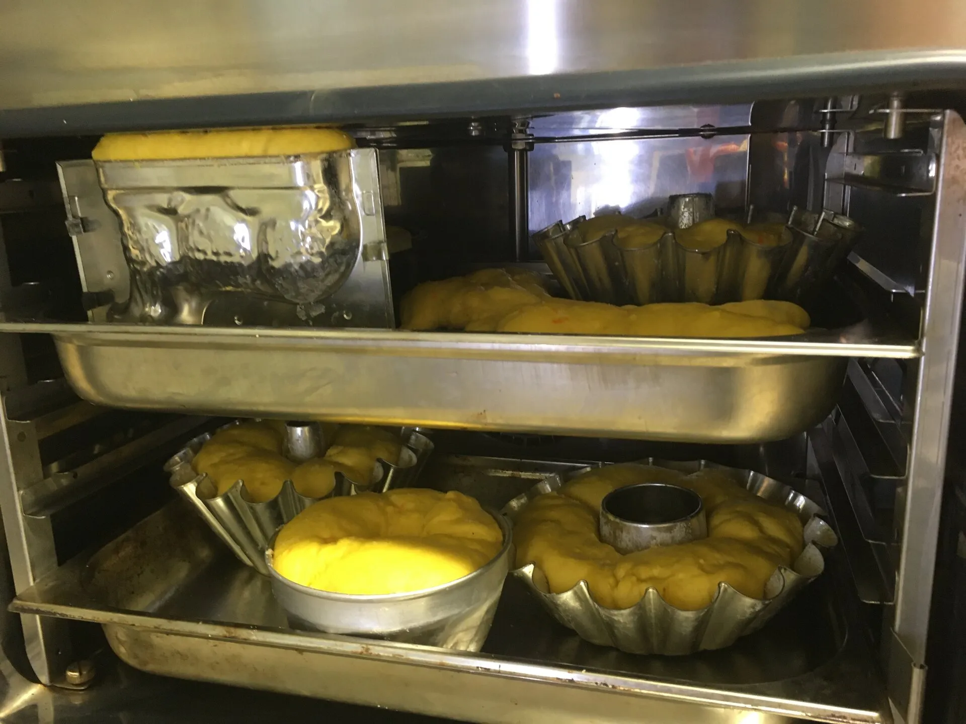 Warsztaty z wypiekania bab wielkanocnych i muffinek szpinakowych 